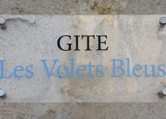 Les Volets Bleus