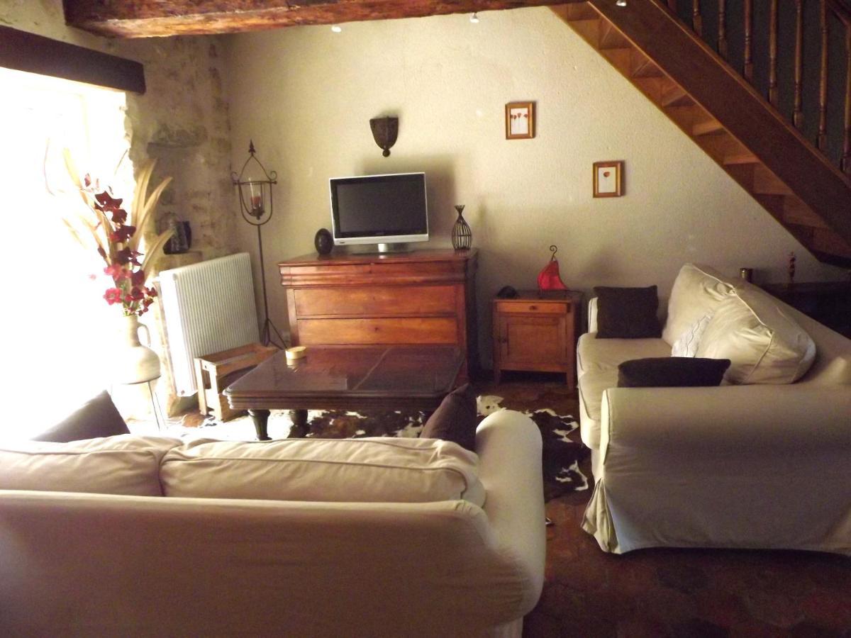 Holiday home Les Volets Bleus *