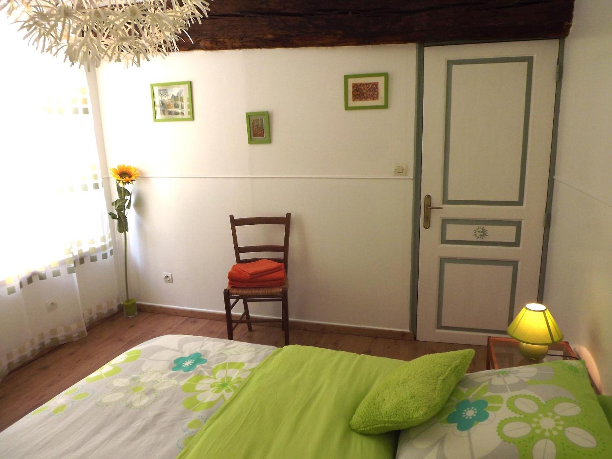 Holiday home Les Volets Bleus Provins