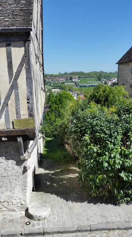 Holiday home Les Volets Bleus Provins